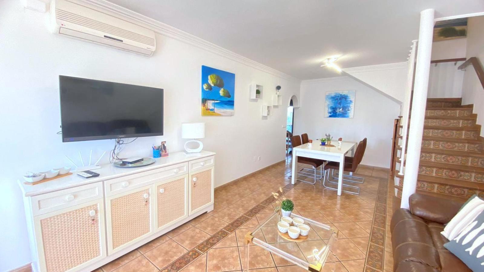 Bages Villa Roses Exterior photo