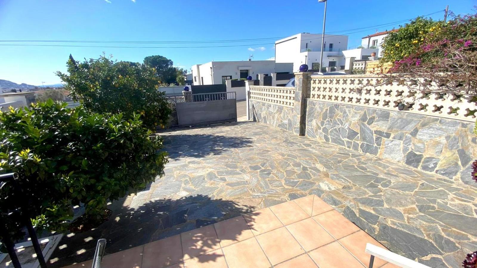 Bages Villa Roses Exterior photo