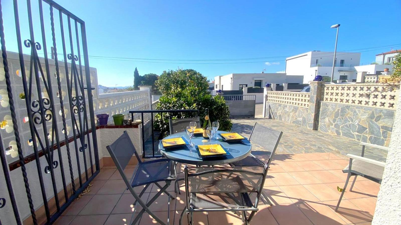 Bages Villa Roses Exterior photo